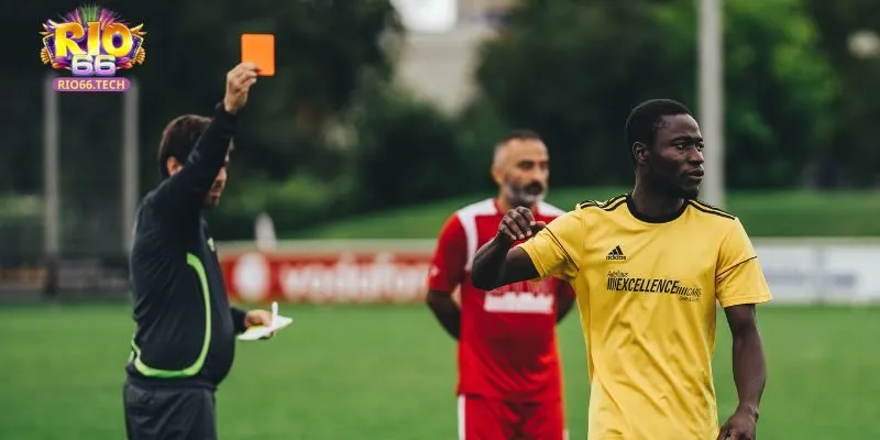 Giới thiệu hình thức cá độ thẻ phạt trong bóng đá